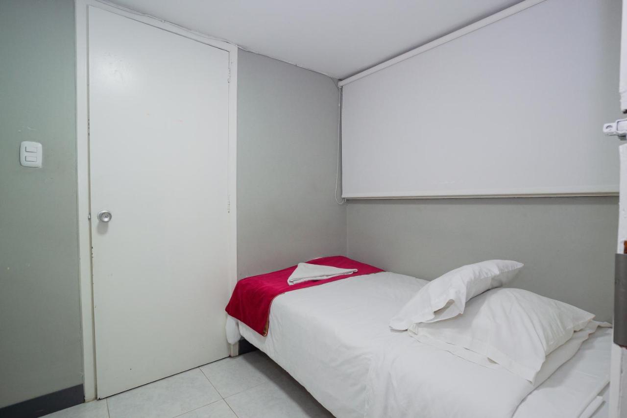 Apartasuites & Hotel Bogota Teusaquillo Zewnętrze zdjęcie